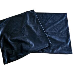 Set of 2 Black Velvet Pillow Covers 19.5″ | Soft Zippered Accent Pillows NEW